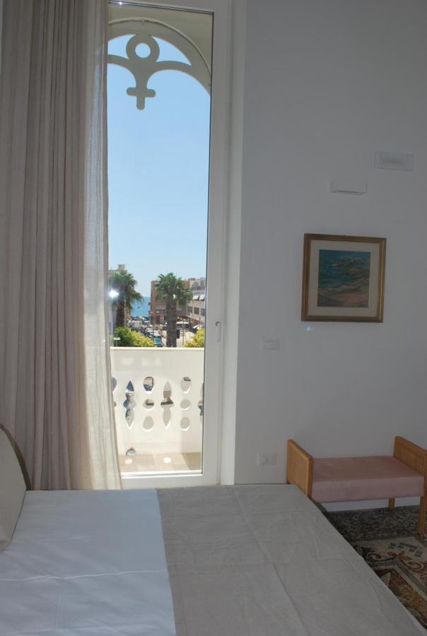 Palazzo Del Cavaliere Bed & Breakfast Gallipoli Exterior foto
